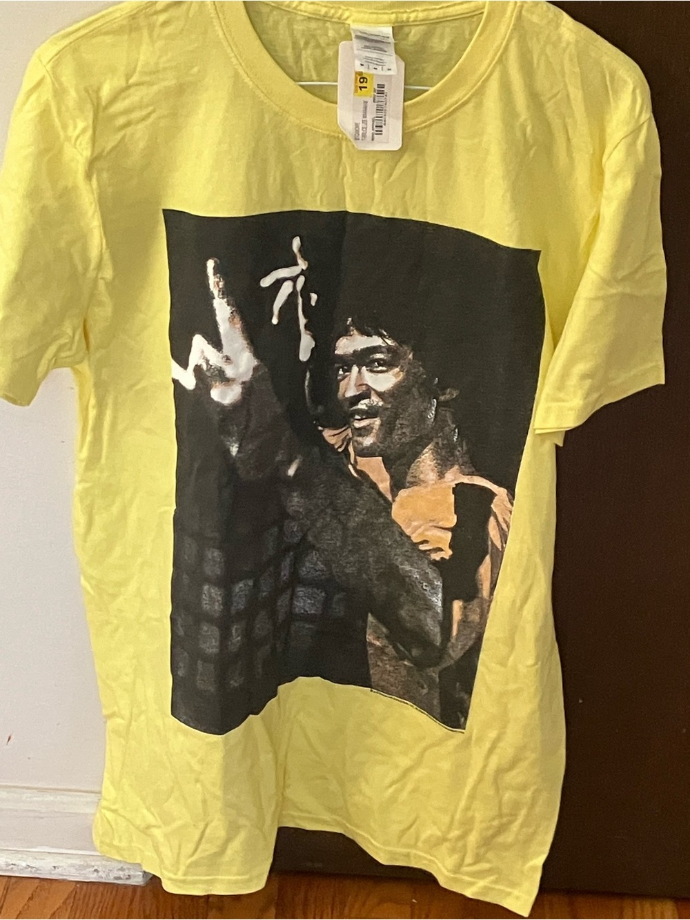 NWT Bruce Lee Waaaaah Yellow Graphic Tee Medium M